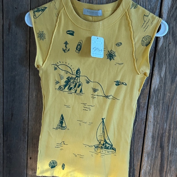Yellow Graphic Short Sleeve Tee - Picture 8 of 8